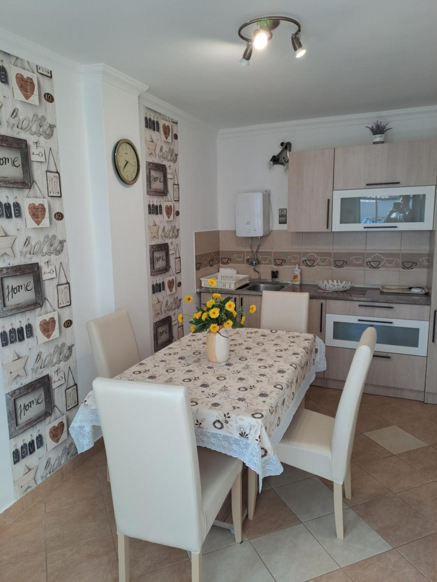 Katarina Apartman Гайдусобосло Екстер'єр фото